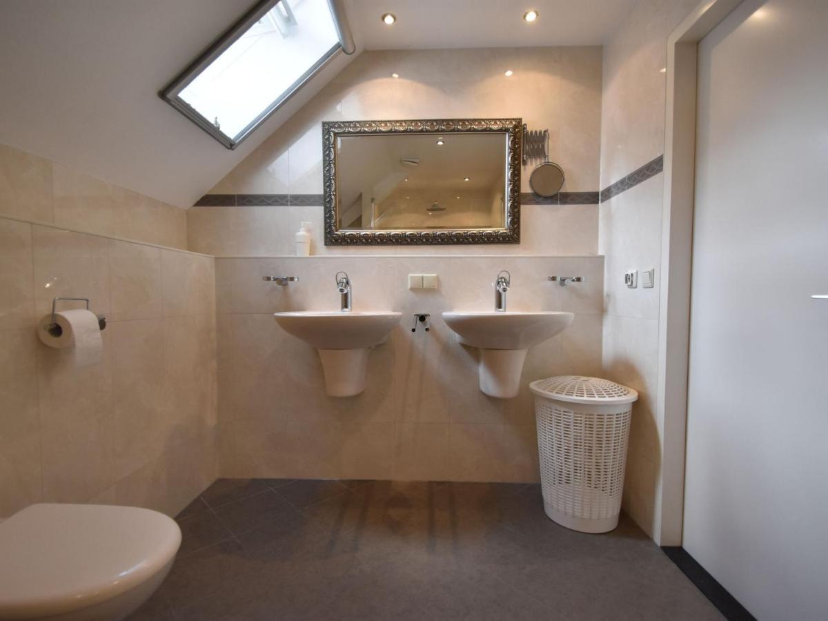 בראוניסה Holiday Home In Zeeland With Wide Views מראה חיצוני תמונה